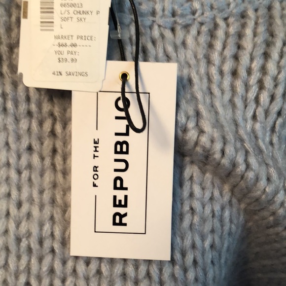 NWT For the Republic boxy sweater in soft sky blue - Picture 9 of 11